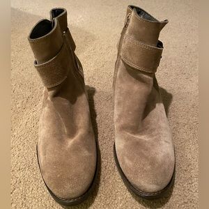 Paul Green heeled boots size 7